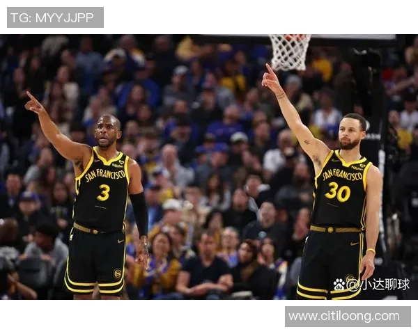 勇士与步行者激战12月6日NBA赛场精彩瞬间回顾与分析