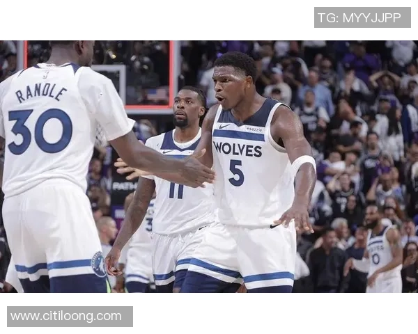 火记计算NBA前史21岁及以下球员三分命中率排名：谢泼德居首